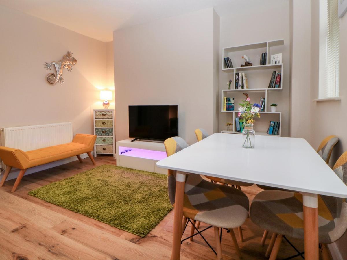 Cove Cottage Торки Екстериор снимка